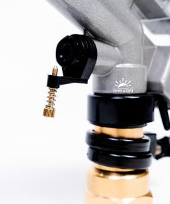 Béc cánh đập chân ren bằng đồng kích cỡ 48 MM, bán kính tưới 25-30 mét, kết nối với chân ren ngoài PVC cỡ 48MM