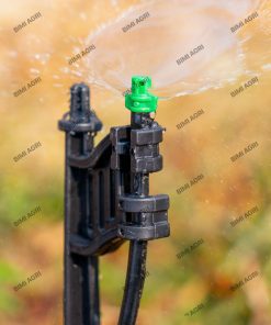 Dòng béc bọ hay còn gọi là béc mini tưới gốc với lưu lượng 40-50L/H, bán kính tưới 50-60 cm