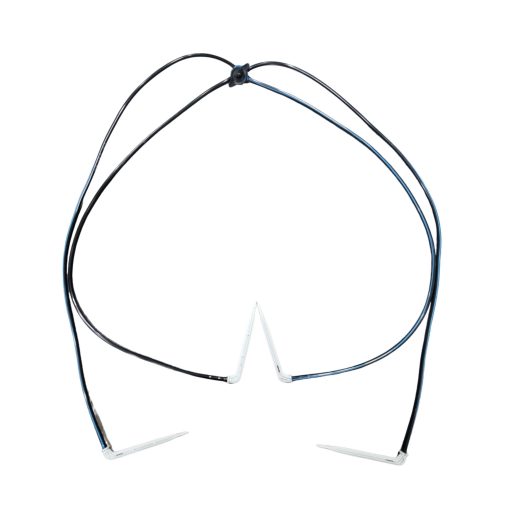 Bộ que nhỏ giọt chia 4, với 4 que nhỏ giọt dài 10cm, mỗi đoạn dây dẫn nước 3/5 dài 50cm, và 1 đầu chia ra 4 đoạn dây