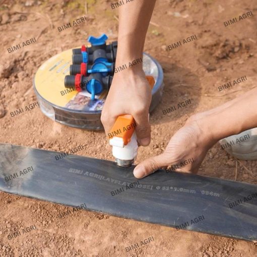 Kìm bấm lỗ kết nối van gài từ ống chính PE 2 lớp ra ống nhánh mềm phi 16,21,27,34